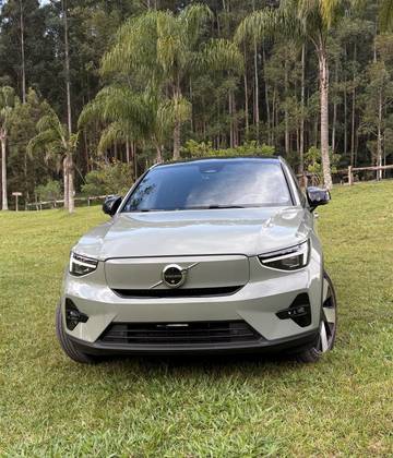 VOLVO C40 P8 RECHARGE TWIN ELECTRIC ULTIMATE AWD